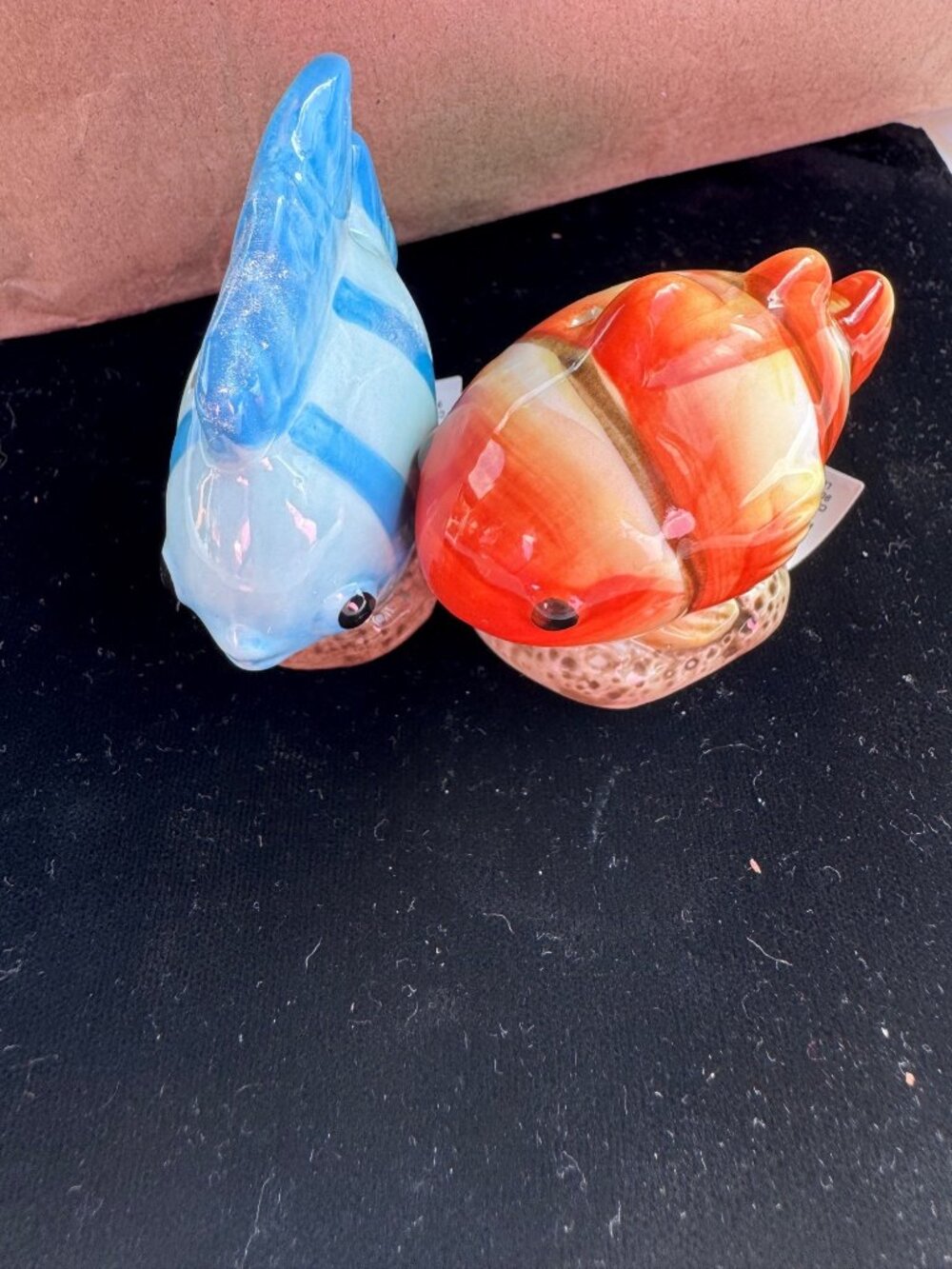 Cracker Barrel Salt Pepper Shakers Tropical Fish Clownfish Ceramic Set New Tags